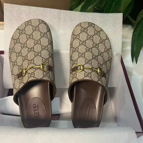 New Gucci GG Supreme Horsebit Mules - Size 38 - Picture 1 of 7